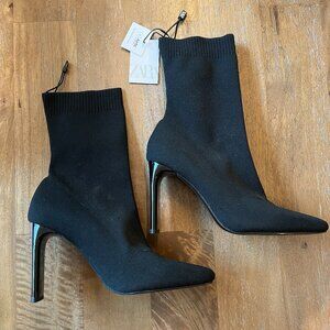 NWT - Zara Knit High Shaft Heeled Ankle Booties - Black - Size US 9